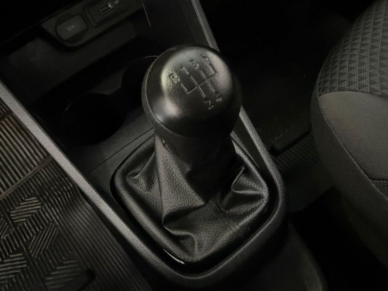 VOLKSWAGEN SAVEIRO ROBUST CS 1.6 2023 SÓ MOTOS E AUTOMÓVEIS SANTA CRUZ DO SUL / Carros no Vale