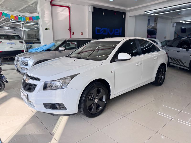 Chevrolet Cruze Lt 1.8 Ecotec 16v 2014/2014 COVEL VEICULOS ENCANTADO / Carros no Vale
