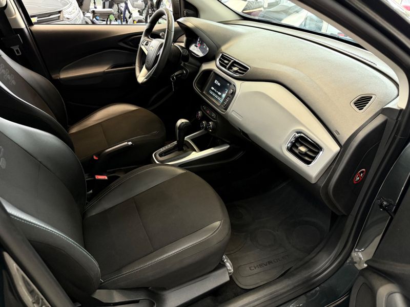 Chevrolet Onix 1.4 Mpfi Lt 8v 2018/2019 COVEL VEICULOS ENCANTADO / Carros no Vale