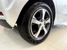 Chevrolet Onix Hatch Ltz 1.4 8v Flexpower Mec 2018/2018 COVEL VEICULOS ENCANTADO / Carros no Vale