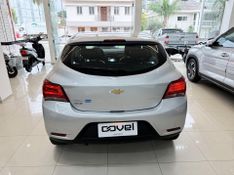 Chevrolet Onix Hatch Ltz 1.4 8v Flexpower Mec 2018/2018 COVEL VEICULOS ENCANTADO / Carros no Vale
