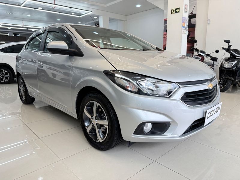 Chevrolet Onix Hatch Ltz 1.4 8v Flexpower Mec 2018/2018 COVEL VEICULOS ENCANTADO / Carros no Vale