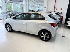 Chevrolet Onix Hatch Ltz 1.4 8v Flexpower Mec 2018/2018 COVEL VEICULOS ENCANTADO / Carros no Vale