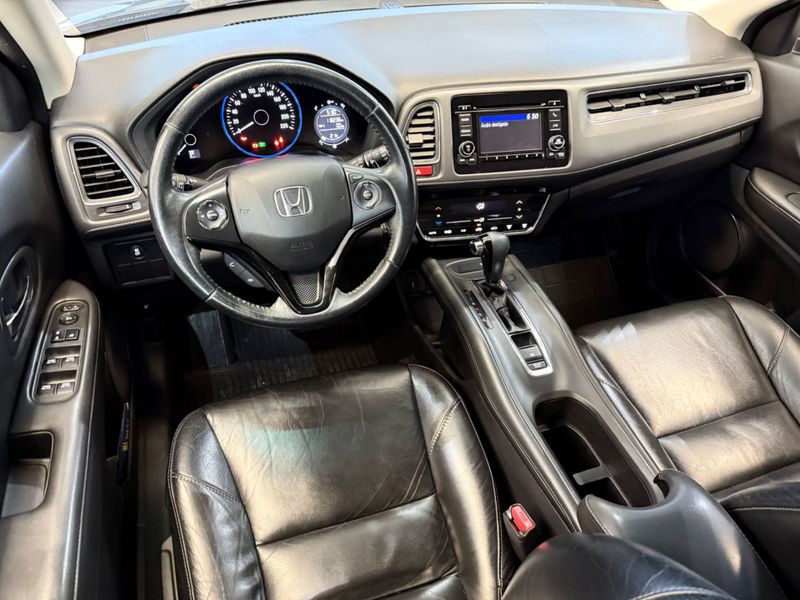 Honda Hr-v Ex 1.8 Flexone 16v 2016/2017 COVEL VEICULOS ENCANTADO / Carros no Vale