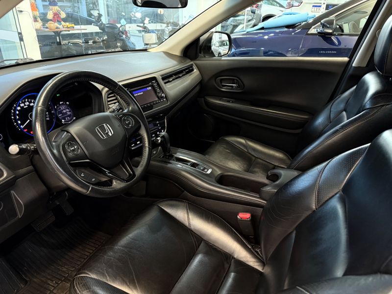 Honda Hr-v Ex 1.8 Flexone 16v 2016/2017 COVEL VEICULOS ENCANTADO / Carros no Vale