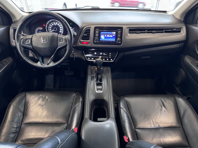 Honda Hr-v Ex 1.8 Flexone 16v 2016/2017 COVEL VEICULOS ENCANTADO / Carros no Vale