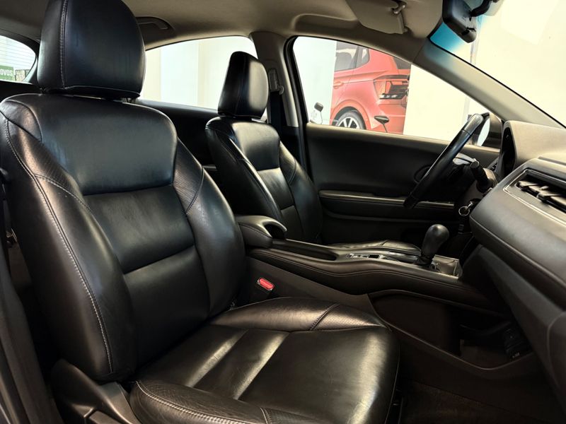 Honda Hr-v Ex 1.8 Flexone 16v 2016/2017 COVEL VEICULOS ENCANTADO / Carros no Vale