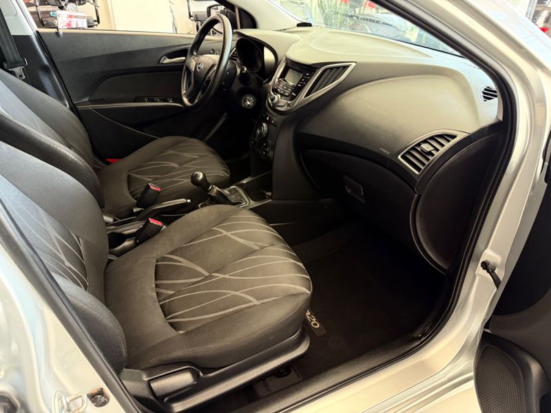 Hyundai Hb20 1.0 Comfort Style 12v 2013/2013 COVEL VEICULOS ENCANTADO / Carros no Vale