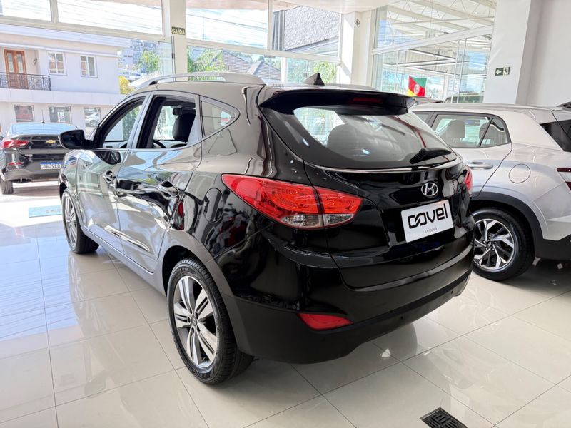 Hyundai Ix35 2.0 Launching Edition 16v 2015/2016 COVEL VEICULOS ENCANTADO / Carros no Vale