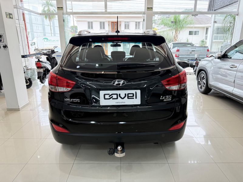 Hyundai Ix35 2.0 Mpfi Gls Gas 2013/2014 COVEL VEICULOS ENCANTADO / Carros no Vale