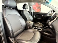Hyundai Ix35 2.0 Mpfi Gls Gas 2013/2014 COVEL VEICULOS ENCANTADO / Carros no Vale