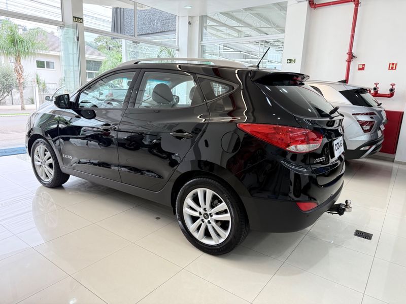 Hyundai Ix35 2.0 Mpfi Gls Gas 2013/2014 COVEL VEICULOS ENCANTADO / Carros no Vale