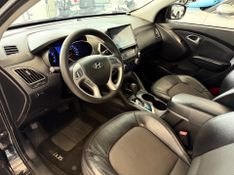 Hyundai Ix35 2.0 Mpfi Gls Gas 2013/2014 COVEL VEICULOS ENCANTADO / Carros no Vale