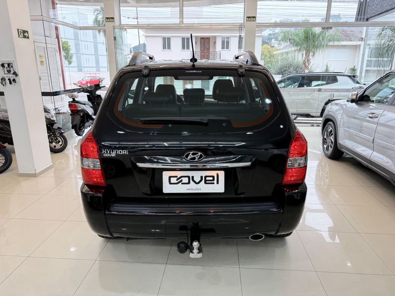 Hyundai Tucson Glsb 2013/2014 COVEL VEICULOS ENCANTADO / Carros no Vale