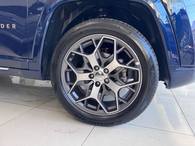 Jeep Commander Overland Td380 4×4 Turbo 2024/2024 COVEL VEICULOS ENCANTADO / Carros no Vale