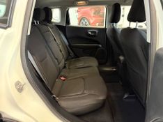 Jeep Compass Longitude 2.0 2017/2017 COVEL VEICULOS ENCANTADO / Carros no Vale