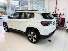 Jeep Compass Longitude 2.0 2017/2017 COVEL VEICULOS ENCANTADO / Carros no Vale