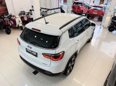 Jeep Compass Longitude 2.0 2017/2017 COVEL VEICULOS ENCANTADO / Carros no Vale