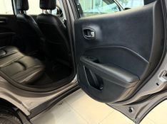 Jeep Compass Longitude 2.0 2018/2018 COVEL VEICULOS ENCANTADO / Carros no Vale