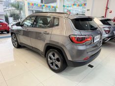 Jeep Compass Longitude 2.0 2018/2018 COVEL VEICULOS ENCANTADO / Carros no Vale