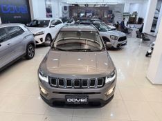 Jeep Compass Longitude 2.0 2018/2018 COVEL VEICULOS ENCANTADO / Carros no Vale