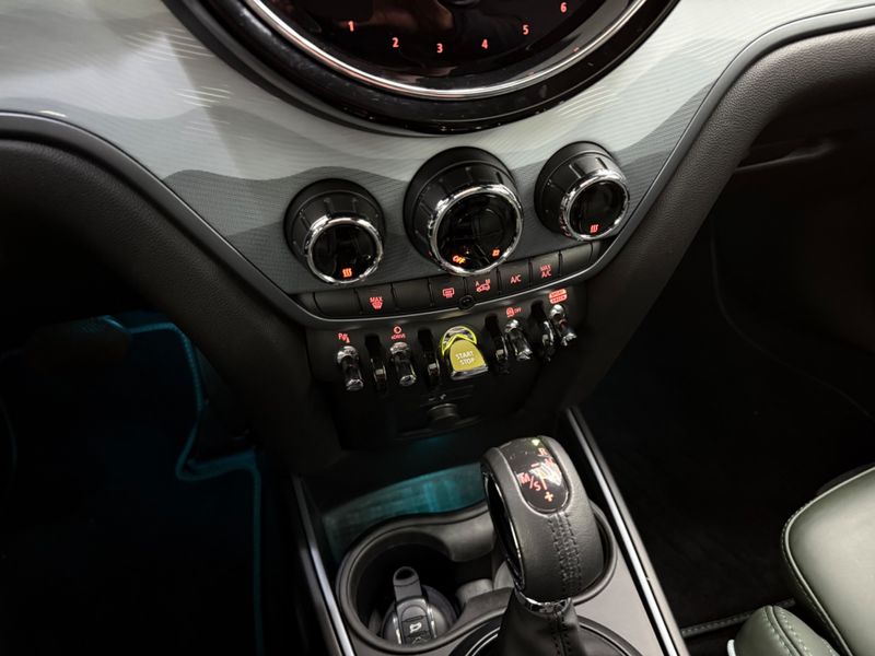 Mini Cooper Countryman S E All4 1.5 Hibrido 2022/2023 COVEL VEICULOS ENCANTADO / Carros no Vale