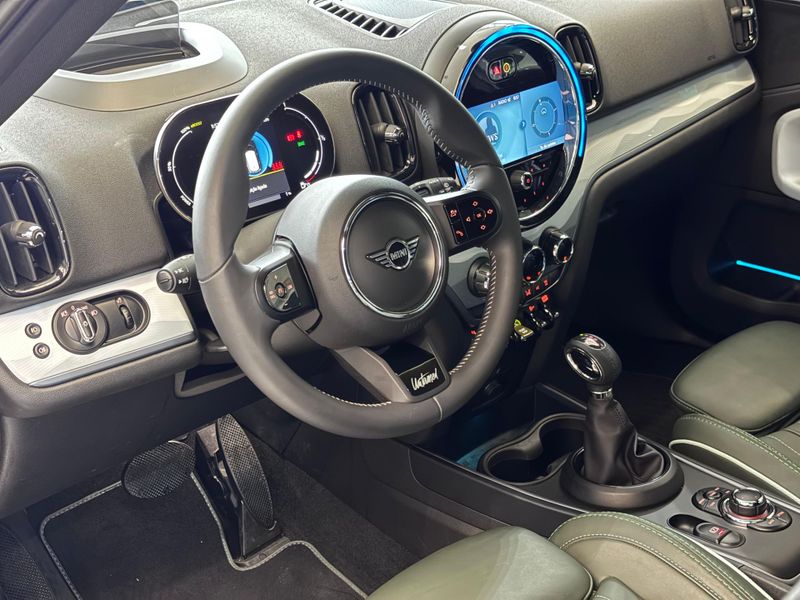 Mini Cooper Countryman S E All4 1.5 Hibrido 2022/2023 COVEL VEICULOS ENCANTADO / Carros no Vale