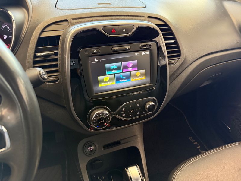 Renault Captur Intense Bose 1.6 16v 2020/2021 COVEL VEICULOS ENCANTADO / Carros no Vale