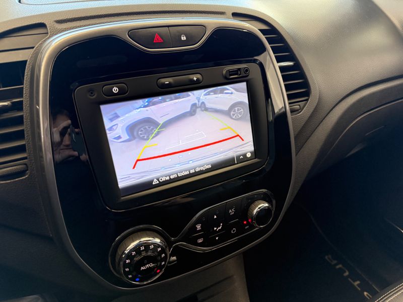 Renault Captur Intense Bose 1.6 16v 2020/2021 COVEL VEICULOS ENCANTADO / Carros no Vale