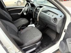 Renault Duster Oroch Expression 1.6 16v Mec 2015/2016 COVEL VEICULOS ENCANTADO / Carros no Vale