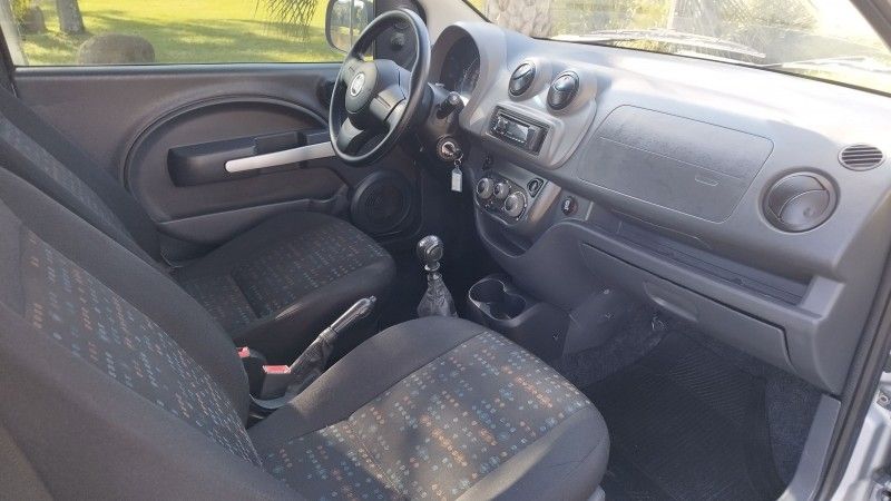 Fiat FIORINO FURGÃO 1.4 EVO 2014 GRASSI VEÍCULOS LAJEADO / Carros no Vale