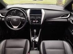 Toyota YARIS XS 1.5 2019 GRASSI VEÍCULOS LAJEADO / Carros no Vale