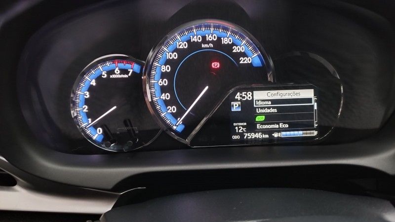 Toyota YARIS XS 1.5 2019 GRASSI VEÍCULOS LAJEADO / Carros no Vale