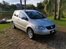 Volkswagen FOX 1.0 2010 GRASSI VEÍCULOS LAJEADO / Carros no Vale