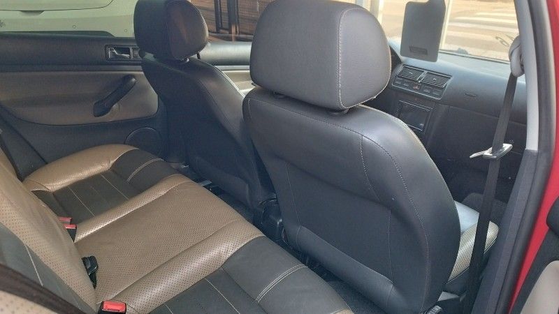 Volkswagen GOLF SPORTLINE 1.6 2009 GRASSI VEÍCULOS LAJEADO / Carros no Vale