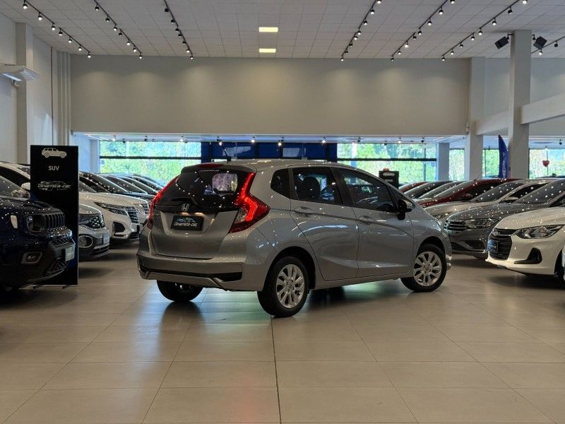 Honda FIT LX 1.5 2020 DINAMICA-CAR VENÂNCIO AIRES / Carros no Vale