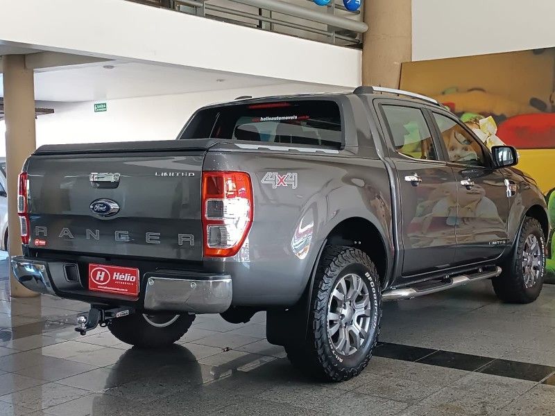 Ford RANGER LIMITED 3.2 2019 HÉLIO AUTOMÓVEIS LAJEADO / Carros no Vale