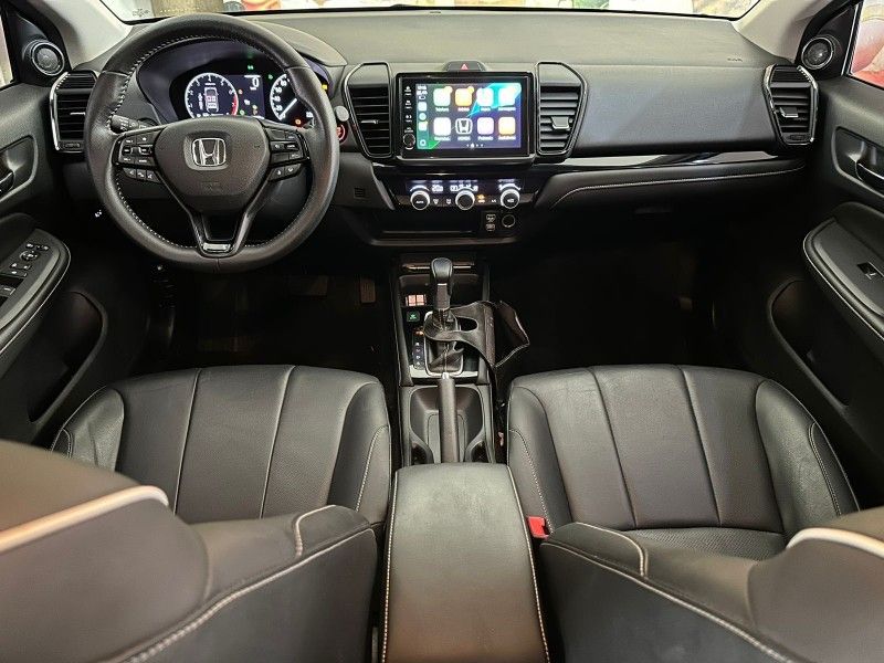 Honda CITY HATCHBACK TOURING 1.5 2022 HÉLIO AUTOMÓVEIS LAJEADO / Carros no Vale