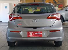 Hyundai HB20 COMFORT 1.0 2017 HÉLIO AUTOMÓVEIS LAJEADO / Carros no Vale