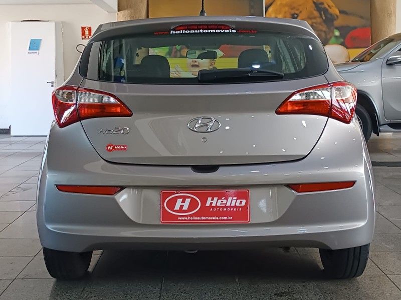 Hyundai HB20 COMFORT 1.0 2017 HÉLIO AUTOMÓVEIS LAJEADO / Carros no Vale