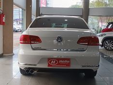 Volkswagen PASSAT 2.0 2013 HÉLIO AUTOMÓVEIS LAJEADO / Carros no Vale