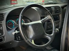 Chevrolet S10 EXECUTIVE 2.4 2011 NEUMANN VEÍCULOS ARROIO DO MEIO / Carros no Vale