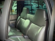 Chevrolet S10 EXECUTIVE 2.4 2011 NEUMANN VEÍCULOS ARROIO DO MEIO / Carros no Vale