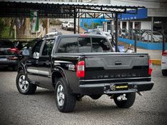 Chevrolet S10 EXECUTIVE 2.4 2011 NEUMANN VEÍCULOS ARROIO DO MEIO / Carros no Vale