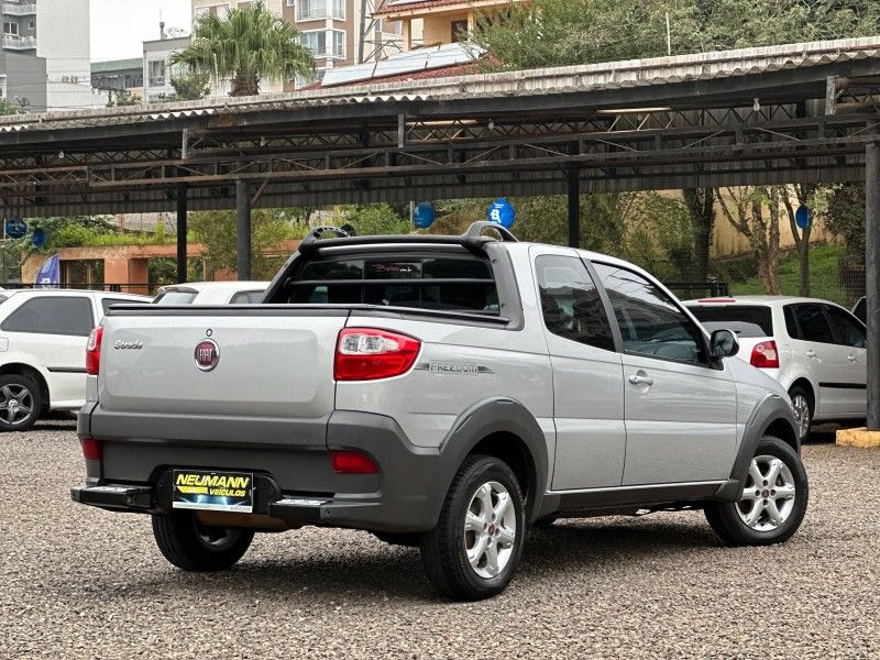 Fiat STRADA C.DUPLA FREEDOM 1.4 2020 NEUMANN VEÍCULOS ARROIO DO MEIO / Carros no Vale