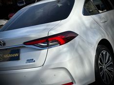 Toyota COROLLA ALTIS 1.8 HYBRID PREMIUM CVT 2023 NEUMANN VEÍCULOS ARROIO DO MEIO / Carros no Vale