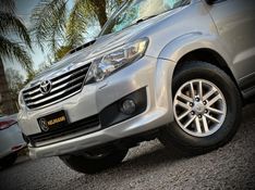 Toyota HILUX SW4 SRV 3.0 2013 NEUMANN VEÍCULOS ARROIO DO MEIO / Carros no Vale