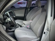 Toyota RAV-4 2.4 2011 NEUMANN VEÍCULOS ARROIO DO MEIO / Carros no Vale