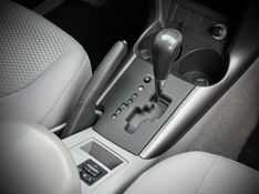 Toyota RAV-4 2.4 2011 NEUMANN VEÍCULOS ARROIO DO MEIO / Carros no Vale