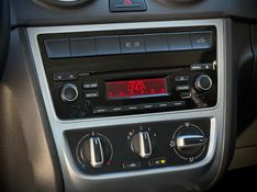 Volkswagen SAVEIRO CD TRENDLINE 1.6 2015 NEUMANN VEÍCULOS ARROIO DO MEIO / Carros no Vale